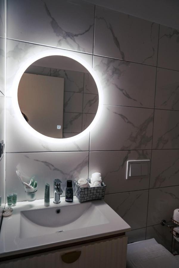 Mia Marine Rooms هيماري الغرفة الصورة